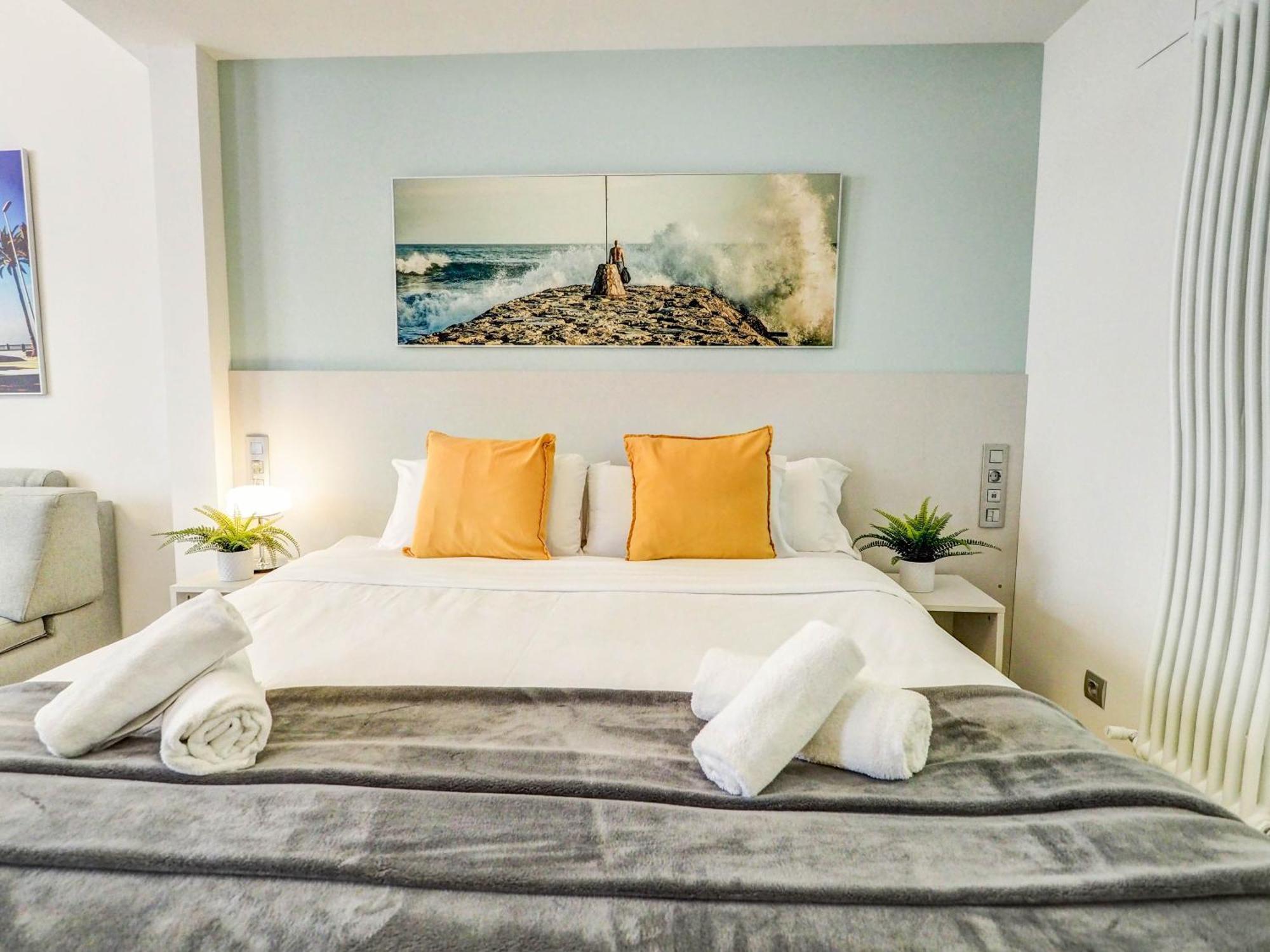 The Green Oasis By Hello Homes Sitges Dış mekan fotoğraf